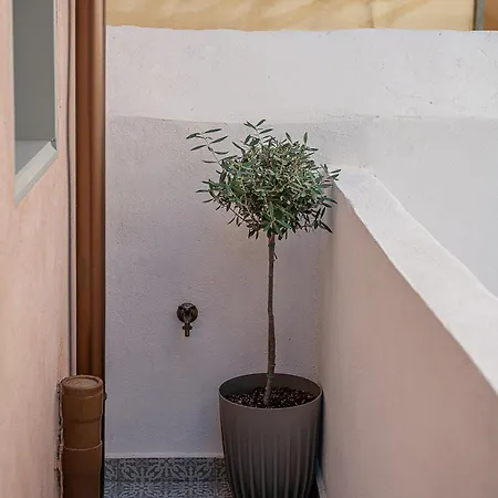 Porto Vecchio Inn *