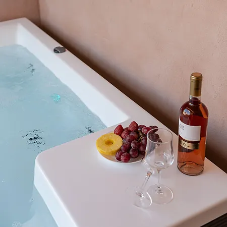 Inn Porto Vecchio Chania (Crete)