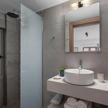 Inn Porto Vecchio Chania (Crete)