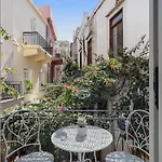 Porto Vecchio خانيا