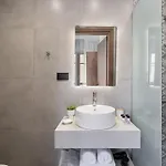 Porto Vecchio * خانيا