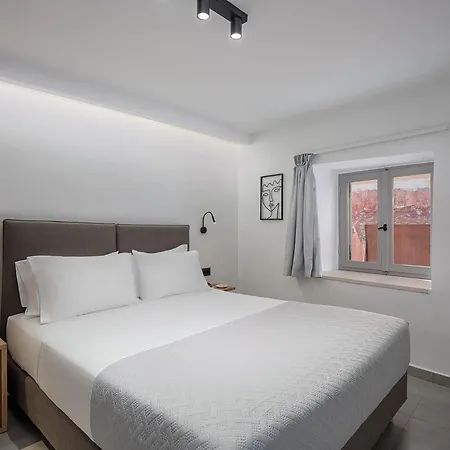 Porto Vecchio * חאניה